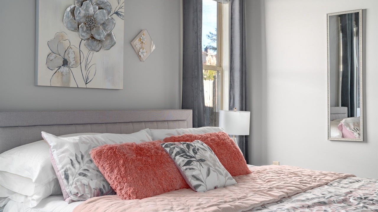 Photo of Bedroom in Wilsonville