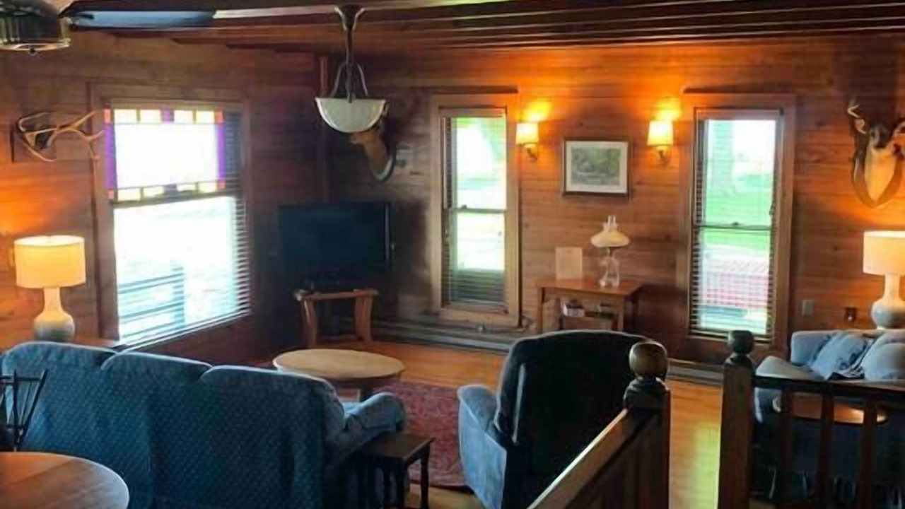 Photo of Bedroom in Valois