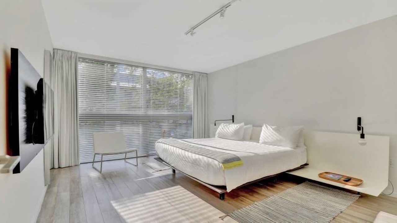 Photo of Bedroom in Key Biscayne