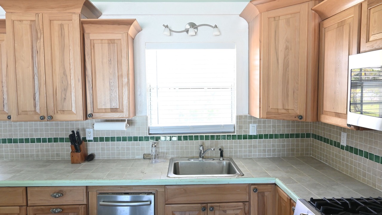 Photo of Kitchen in South Palmetto Point