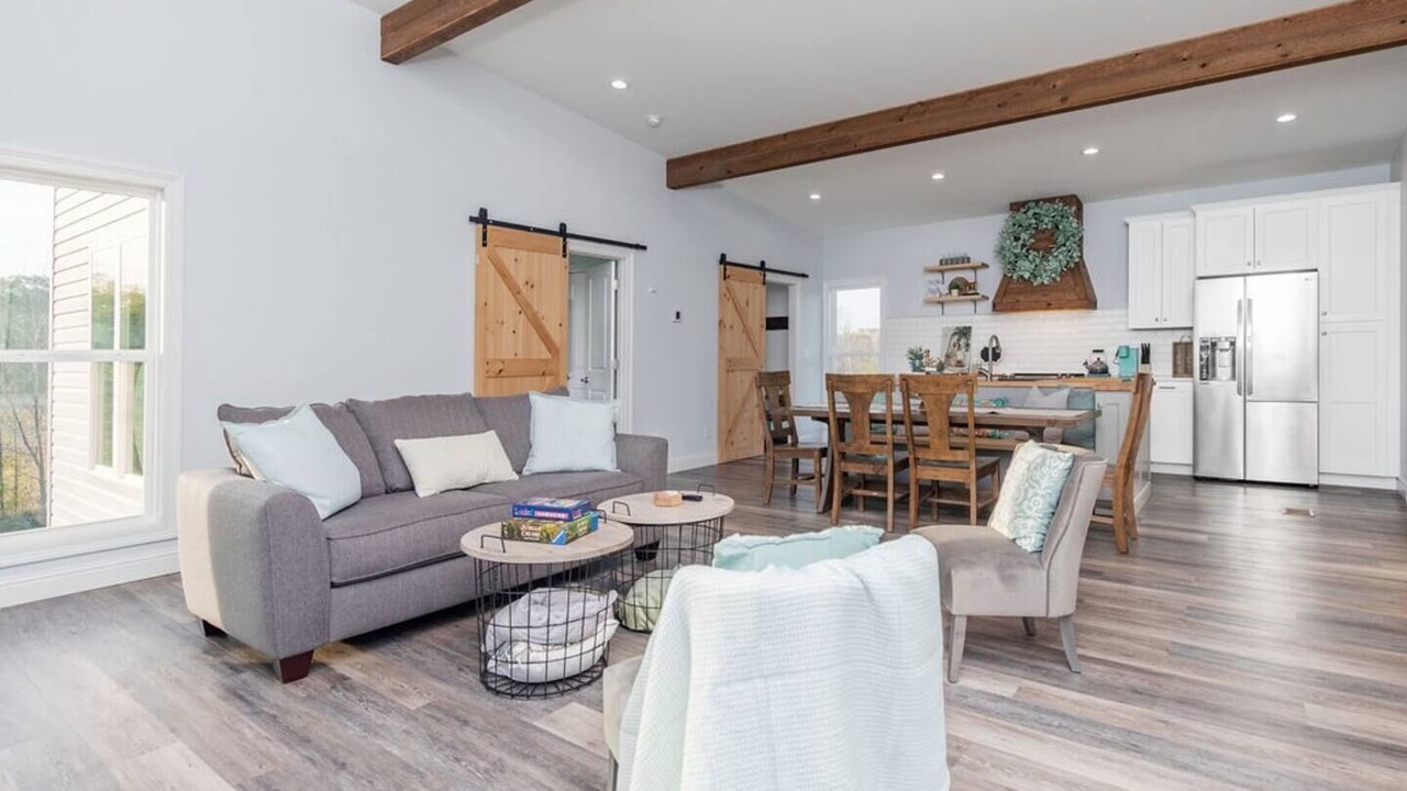 Photo of Livingroom in Millbrook