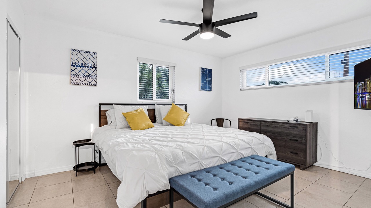 Photo of Bedroom in Sunset