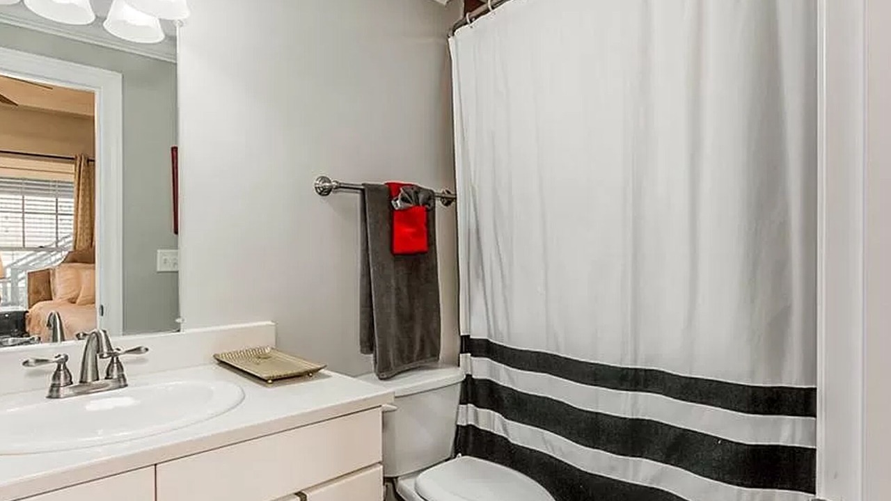 Photo of Bathroom in Tuscaloosa