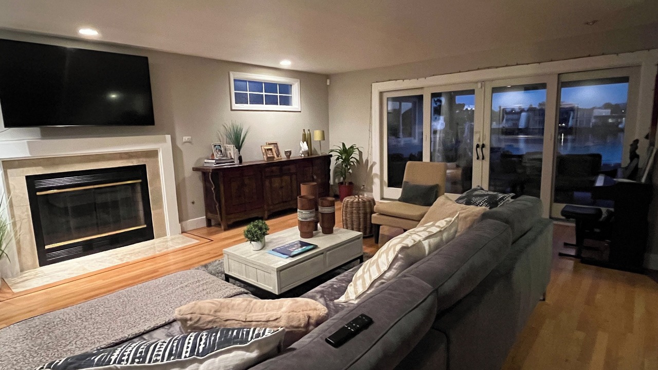 Photo of Livingroom in East San Mateo