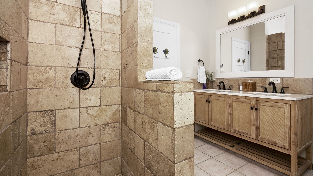 Photo of Bathroom in Jimmy Hill