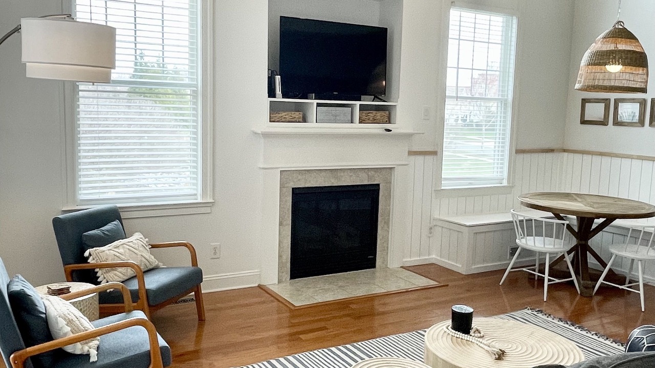 Photo of Livingroom in The Commons