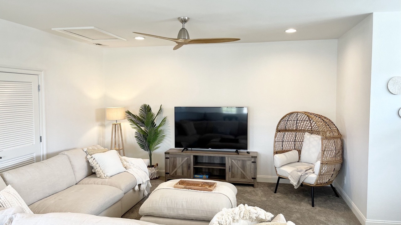 Photo of Livingroom in The Commons