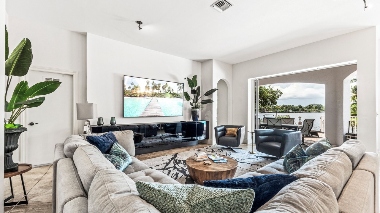 Photo of Livingroom in Bal Harbour