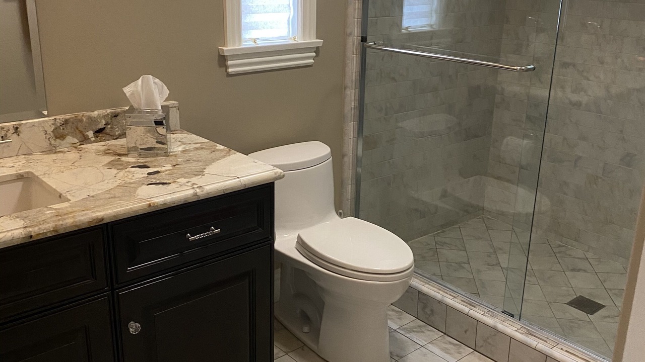 Photo of Bathroom in Los Feliz