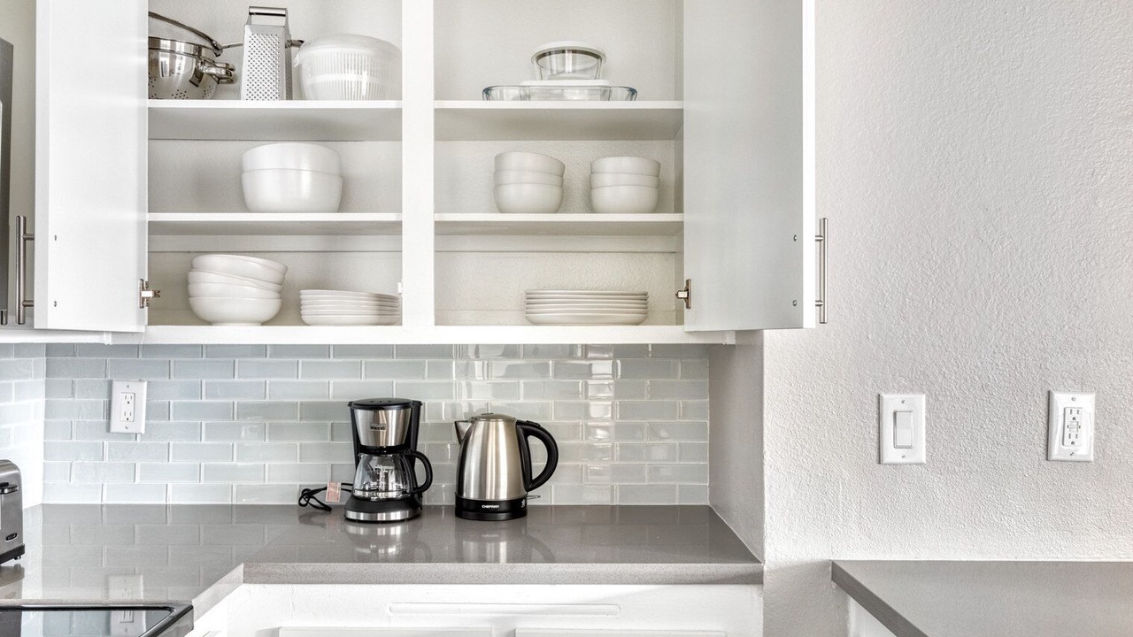 Photo of Kitchen in Warner Center
