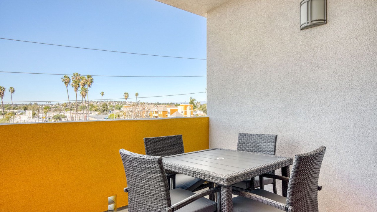 Photo of Outdoor in Inglewood