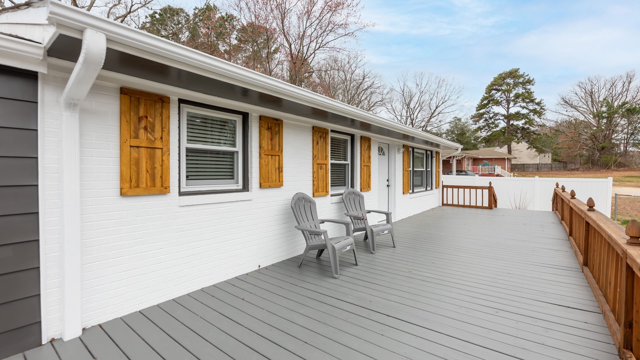Photo of Patio Balcony in Southeast Raleigh