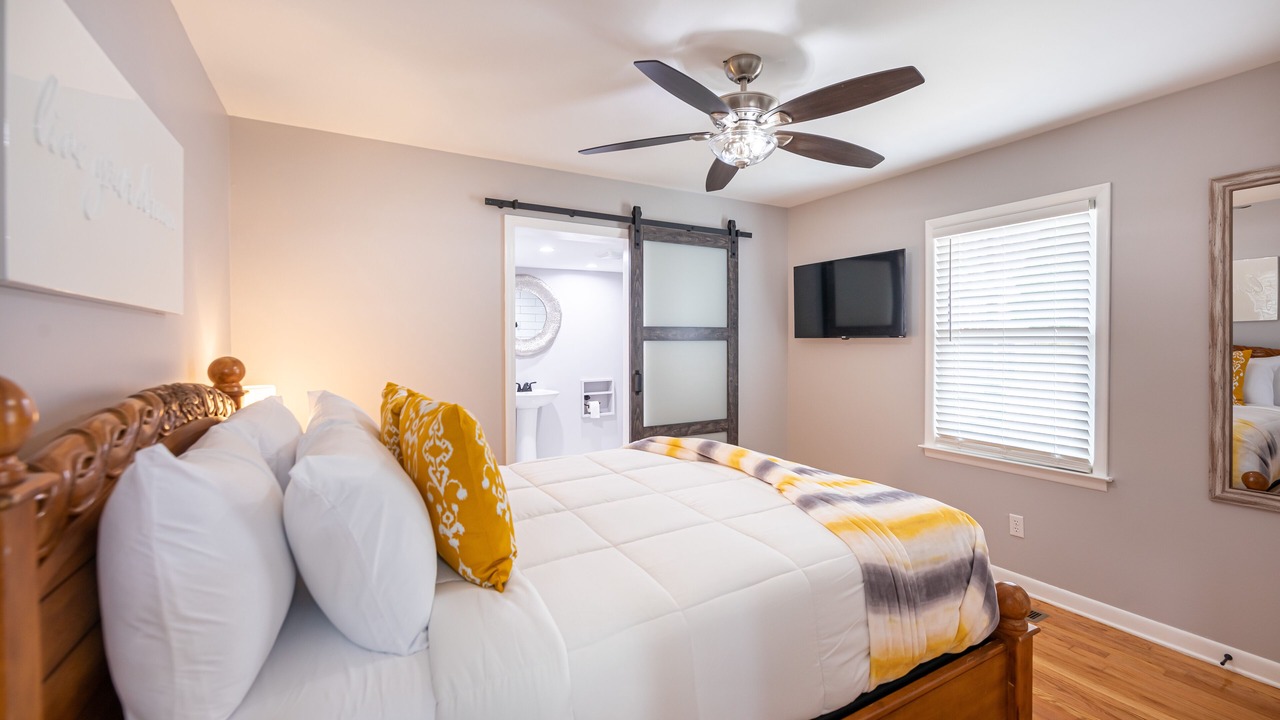 Photo of Bedroom in Southeast Raleigh
