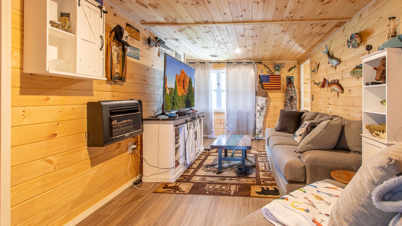 Photo of Livingroom in Black Creek