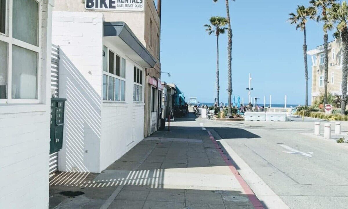 Photo of Others in Hermosa Beach