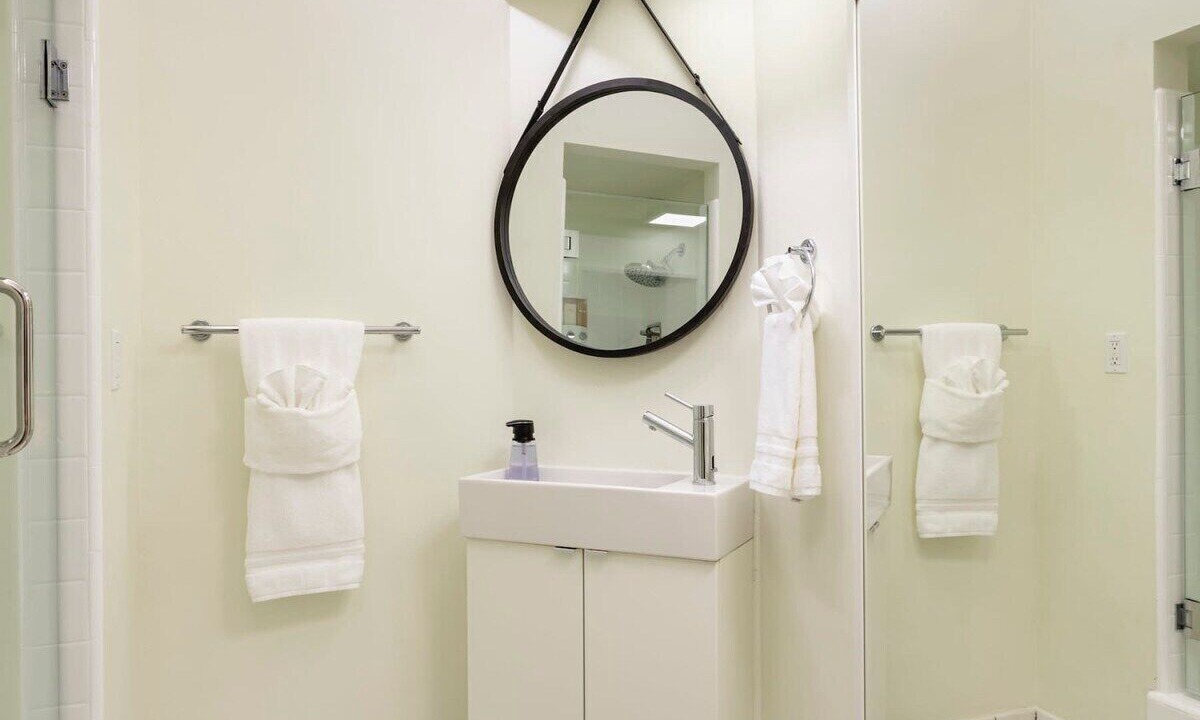 Photo of Bathroom in Hermosa Beach