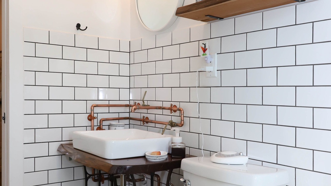 Photo of Bathroom in Navy Point