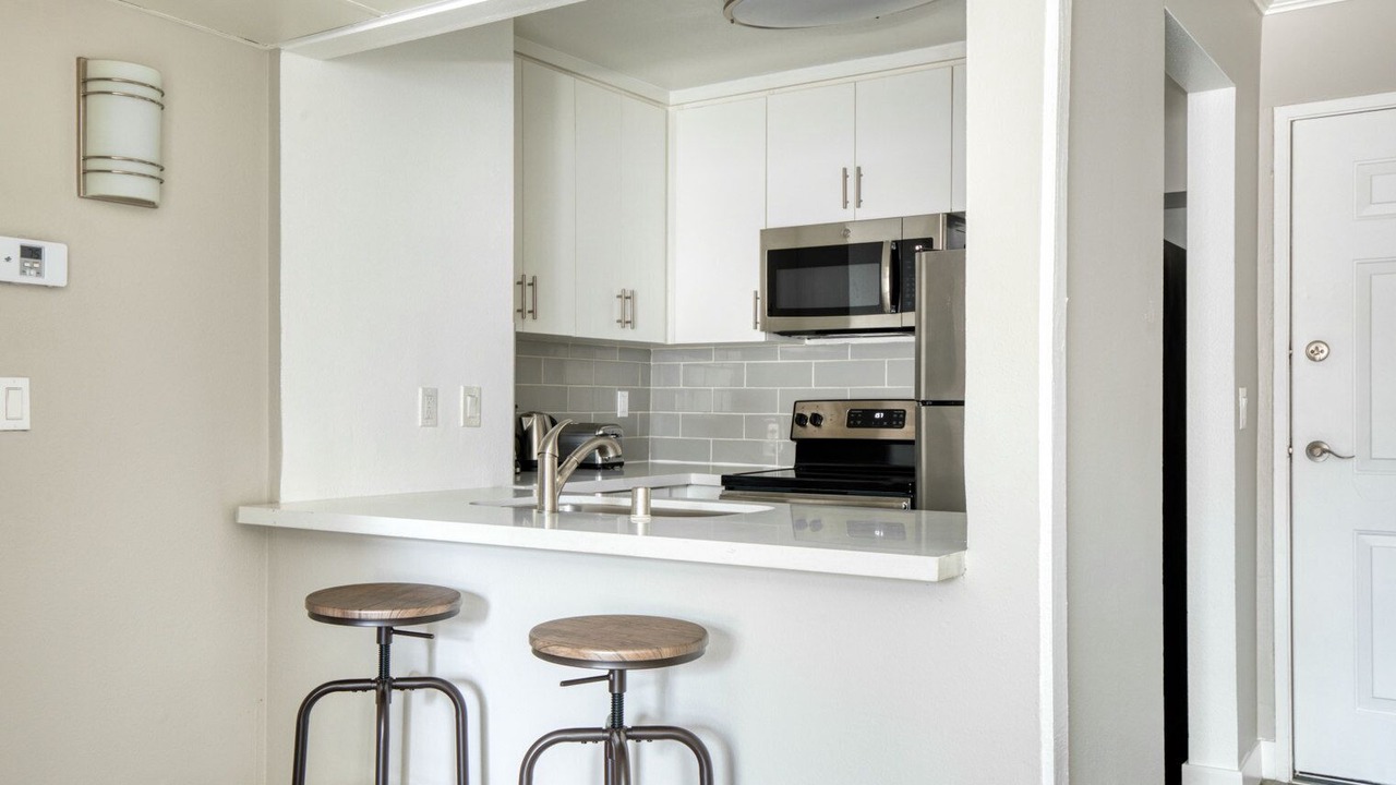 Photo of Kitchen in Warner Center
