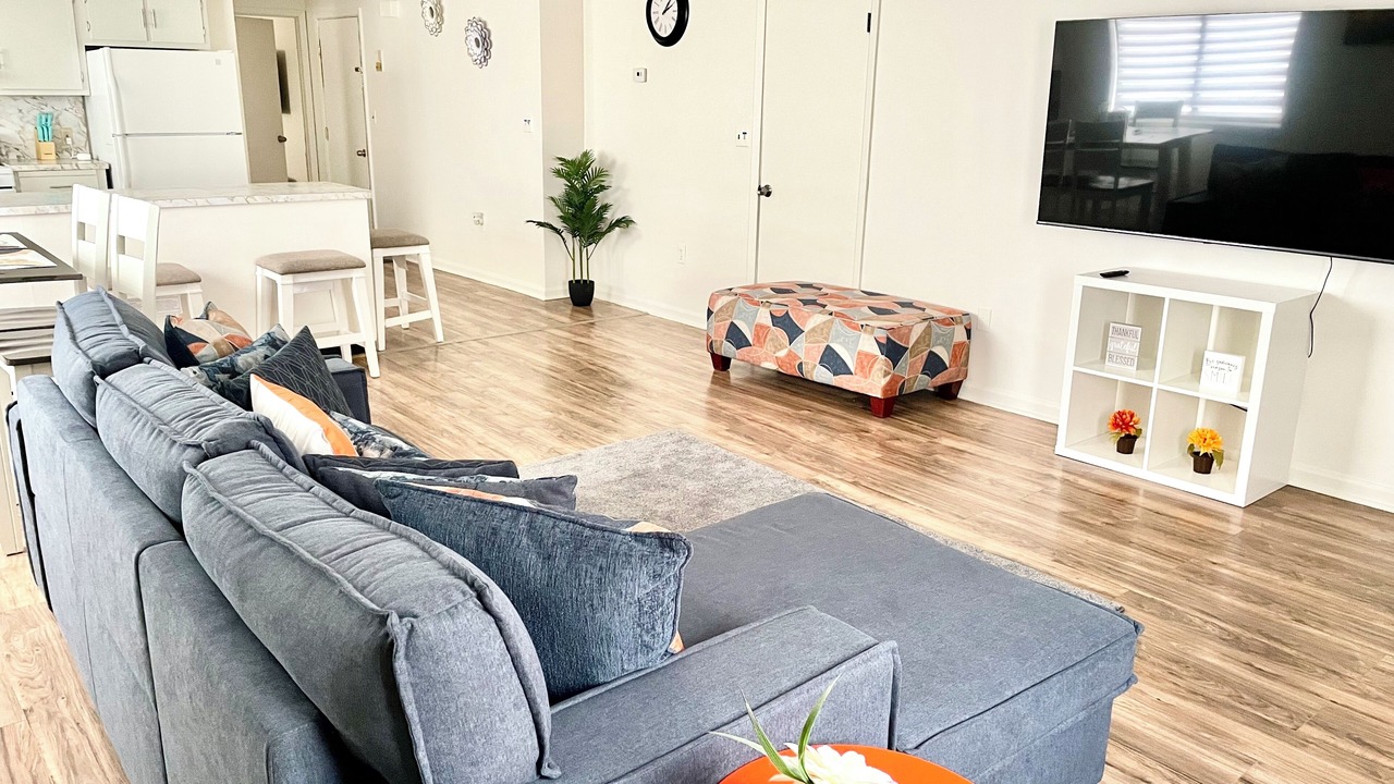 Photo of Livingroom in Garfield