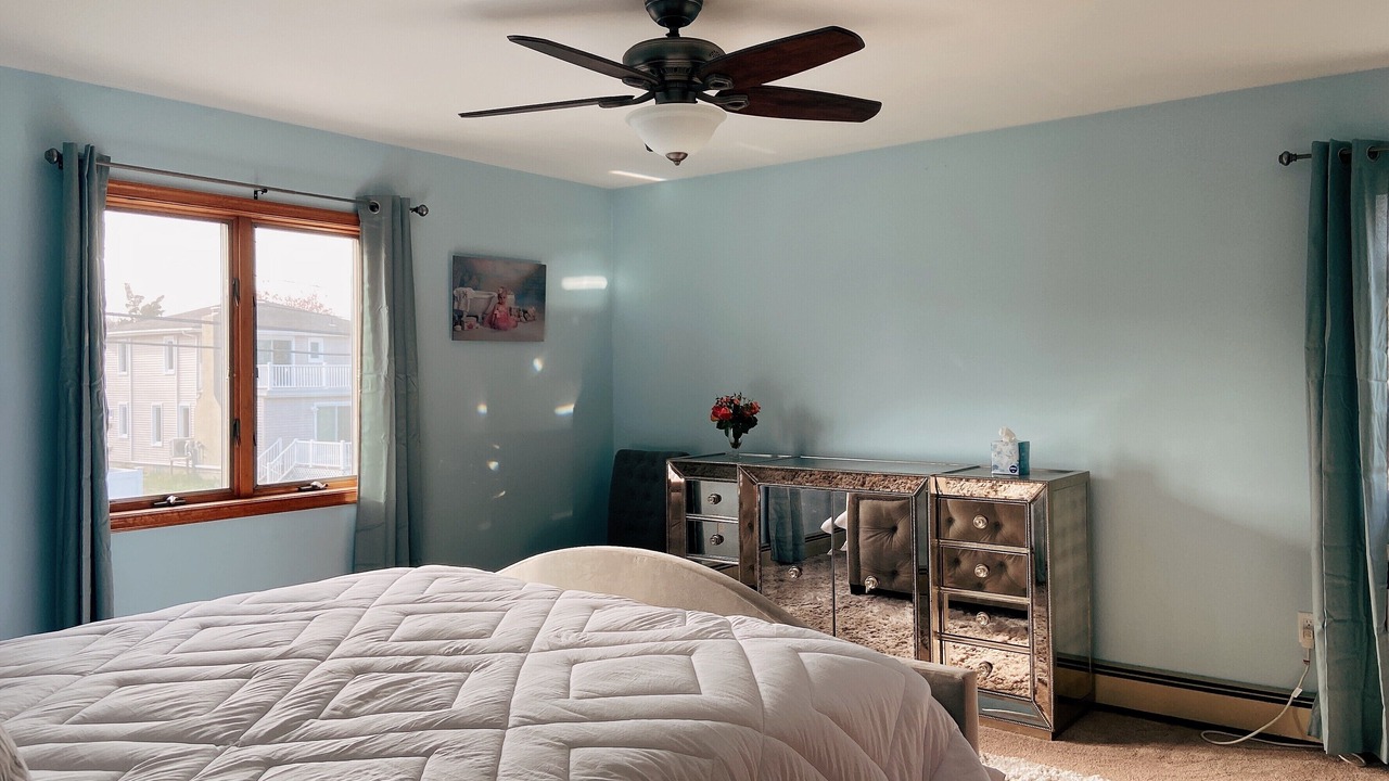 Photo of Bedroom in Waretown