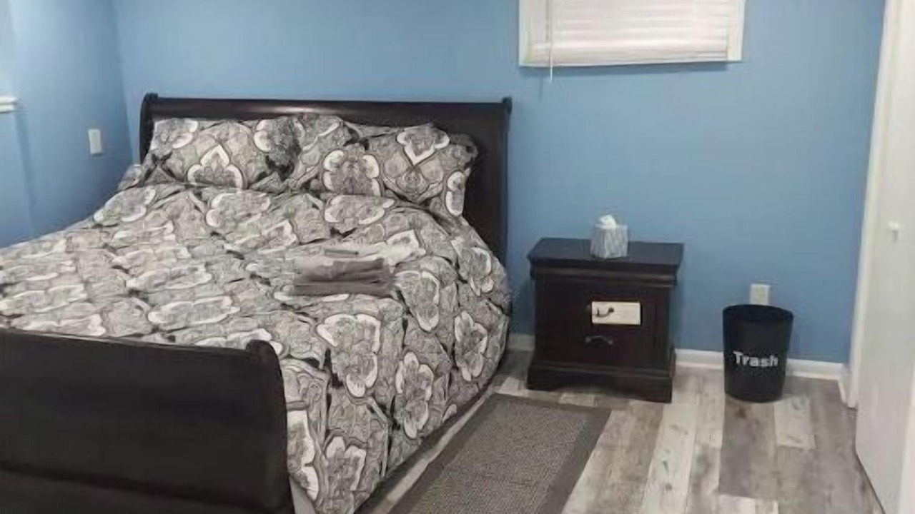 Photo of Bedroom in Airmont