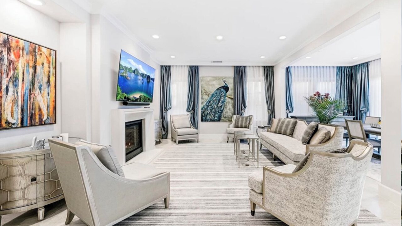 Photo of Livingroom in Orchard Hills