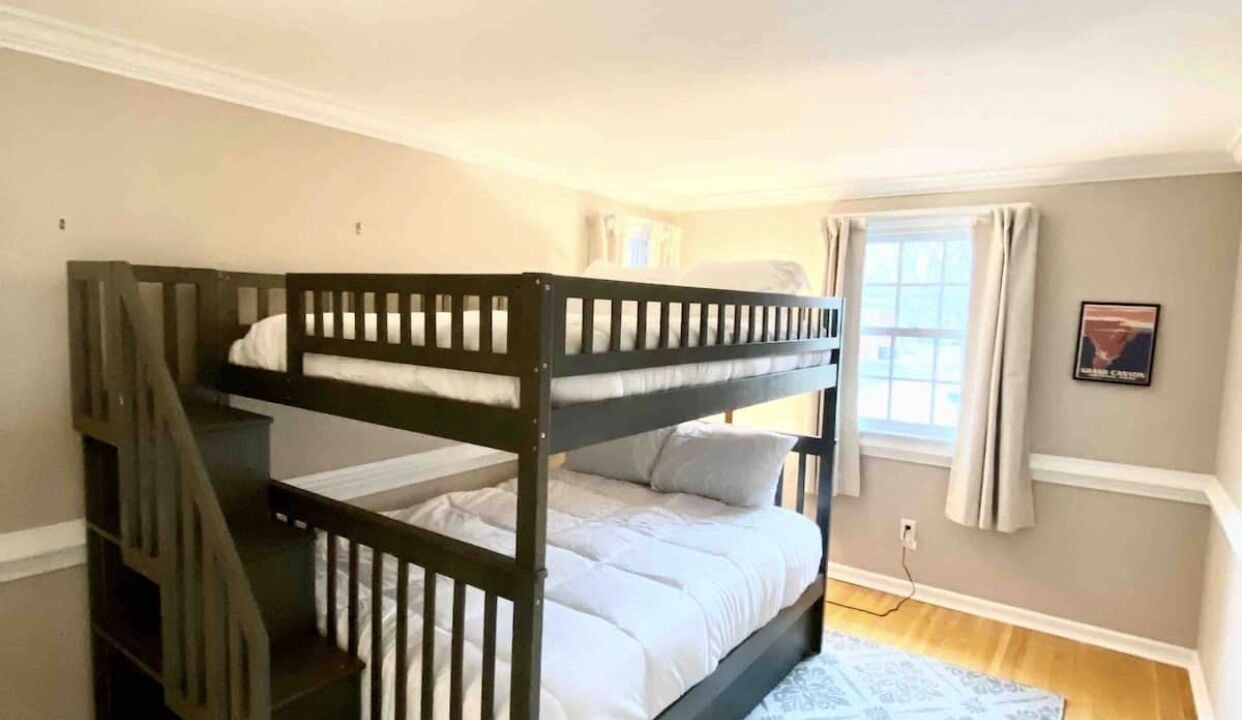 Photo of Bedroom in Williamsville