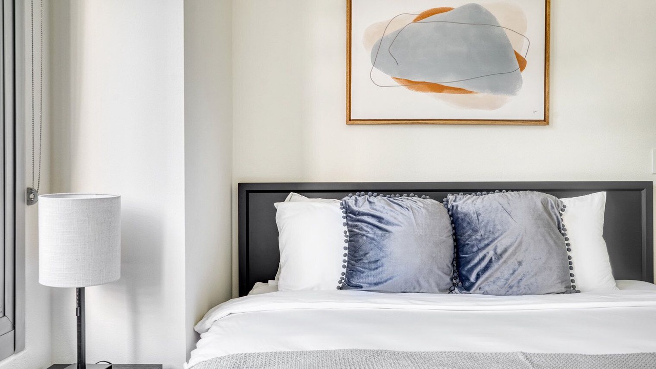 Photo of Bedroom in Mountain View