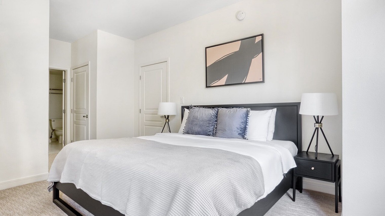 Photo of Bedroom in Mountain View