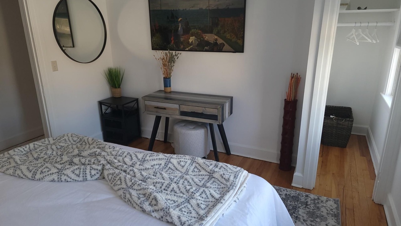 Photo of Bedroom in Saugerties
