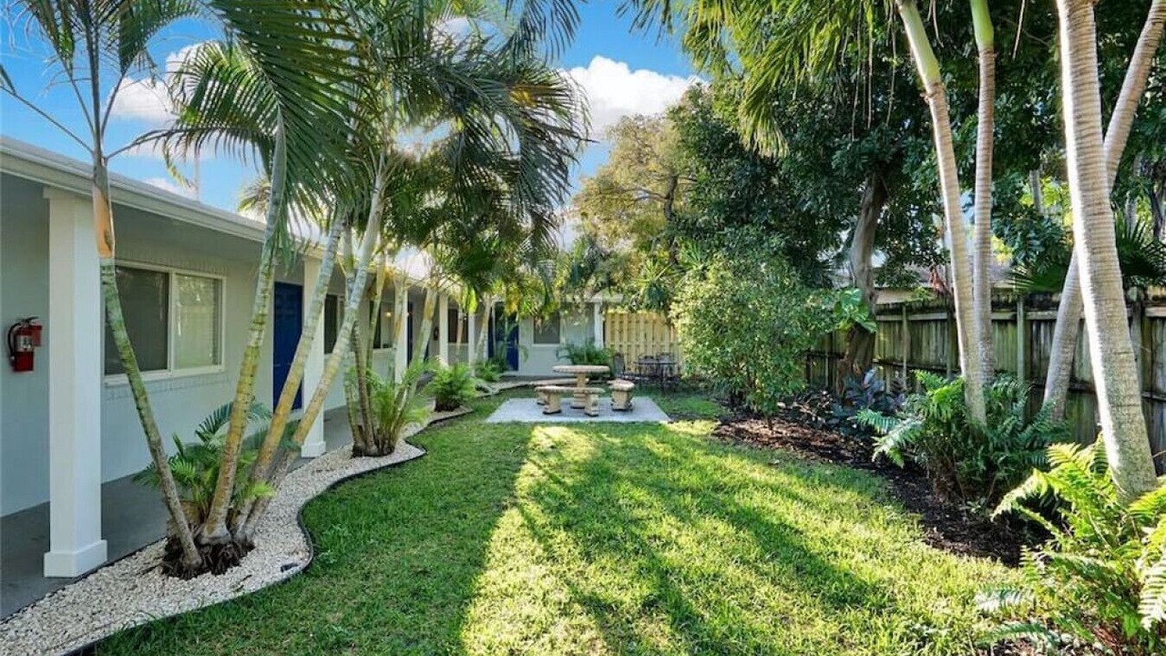 Photo of Outdoor in Middle River Terrace