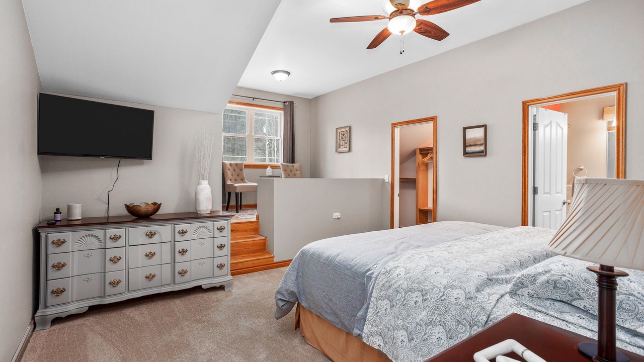 Photo of Bedroom in Watkins Glen
