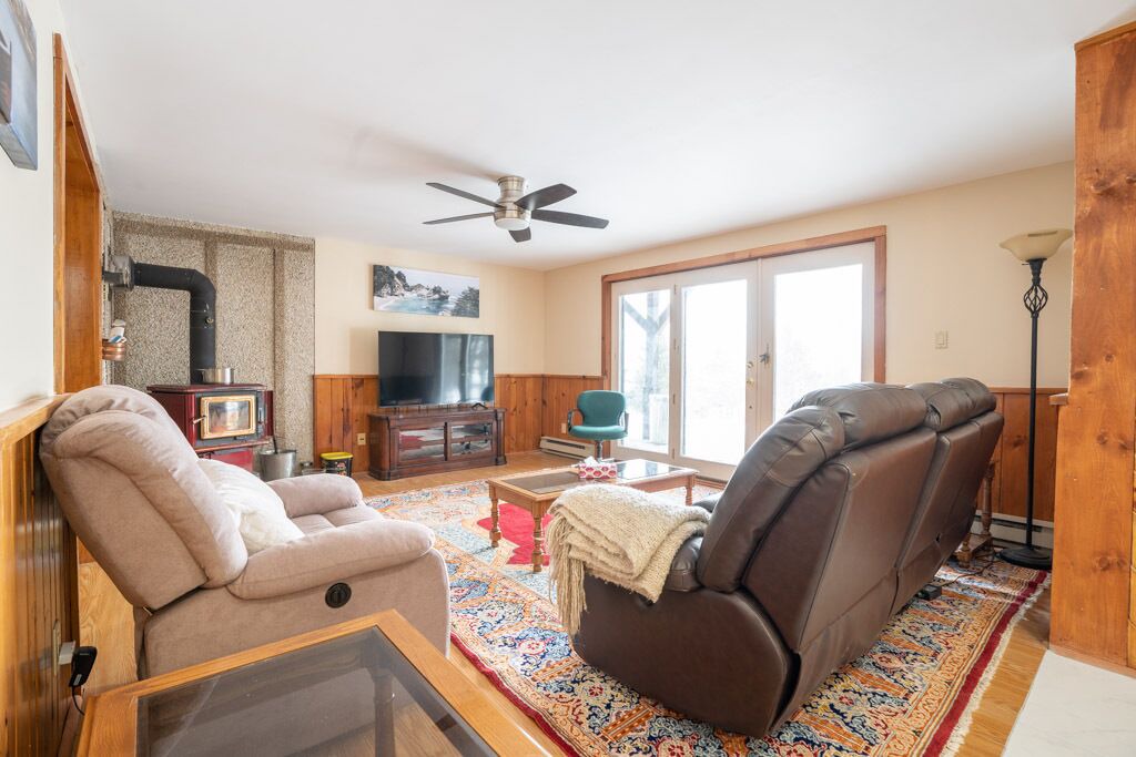 Photo of Livingroom in Creemore