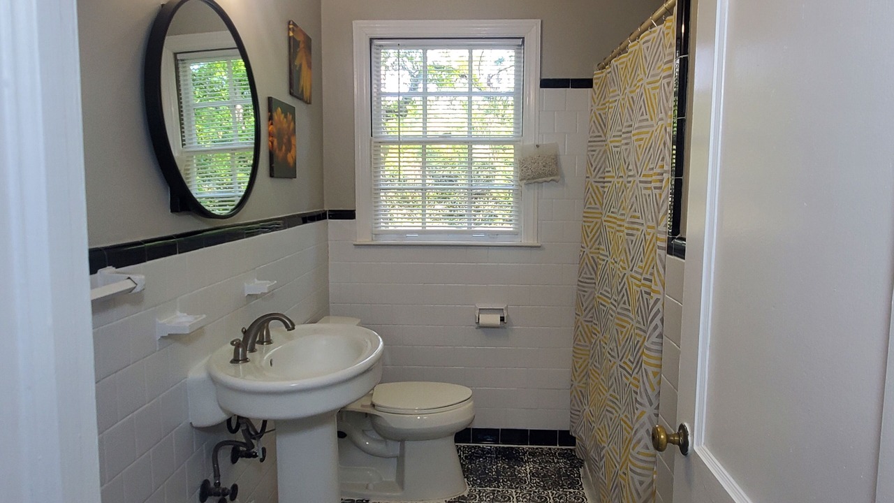 Photo of Bathroom in Montgomery