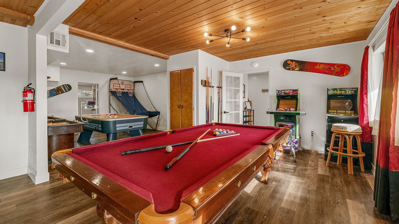 Photo of Bedroom in Fawnskin