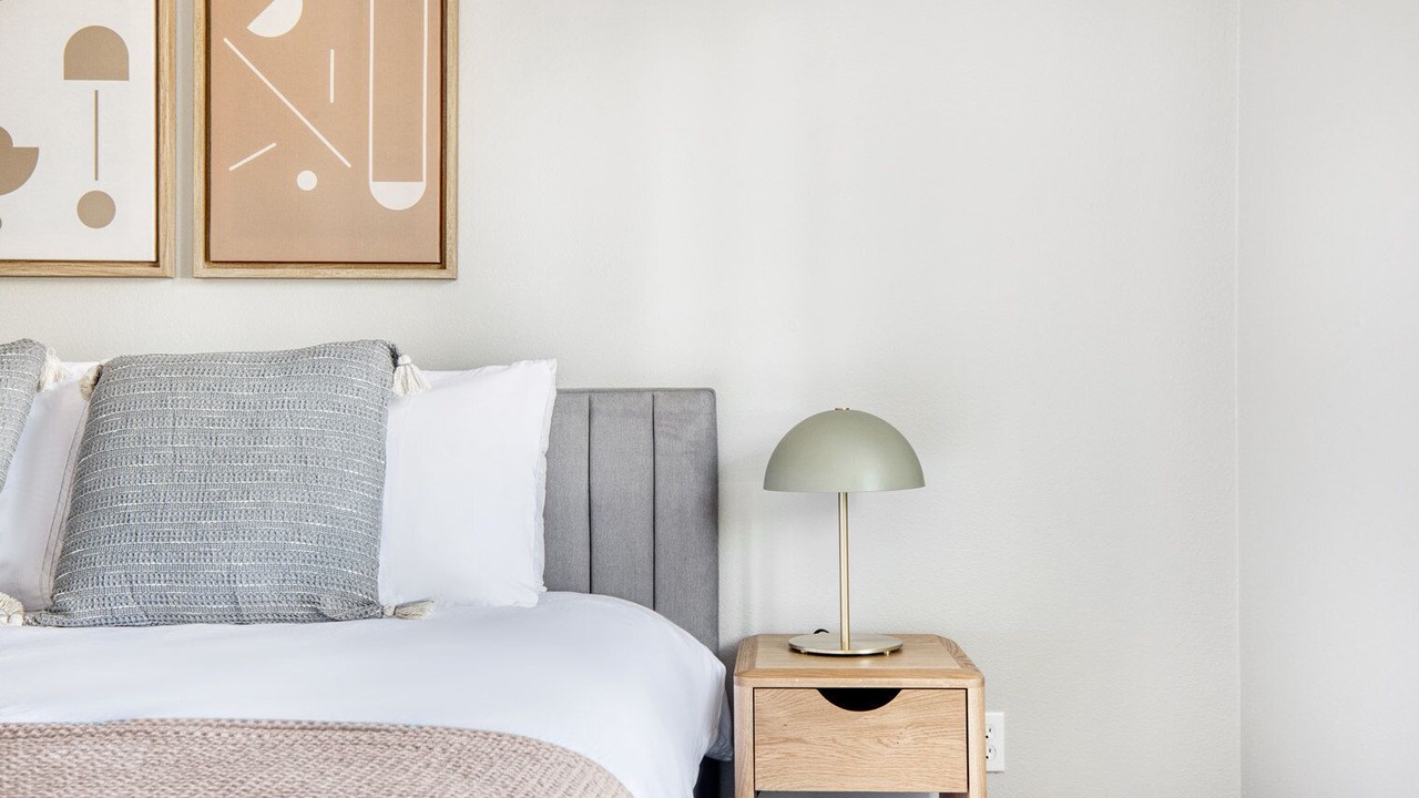 Photo of Bedroom in NoHo Arts District