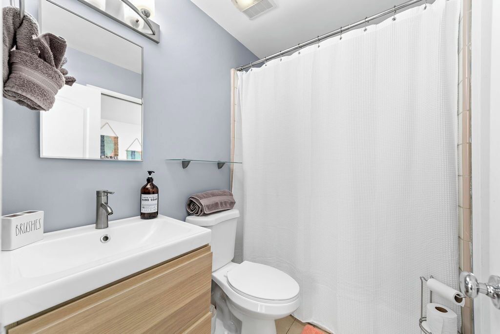 Photo of Bathroom in El Segundo