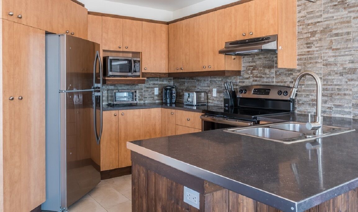 Photo of Kitchen in Petite-Riviere-Saint-Francois