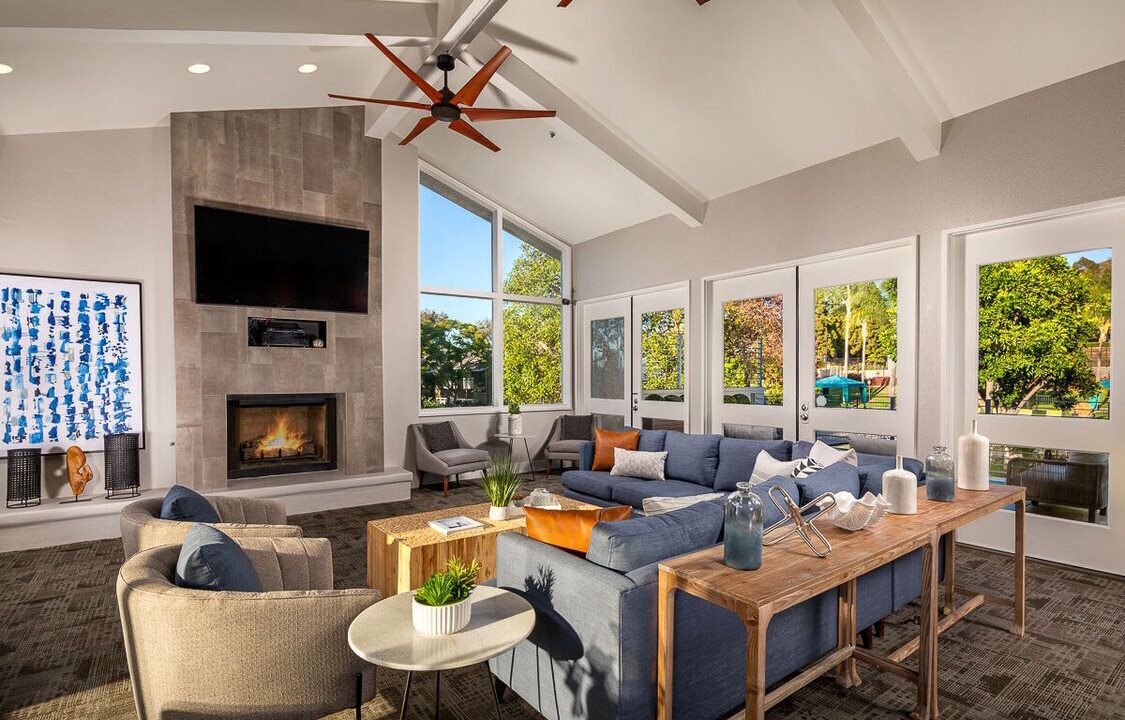 Photo of Livingroom in Ivey Ranch - Rancho Del Oro