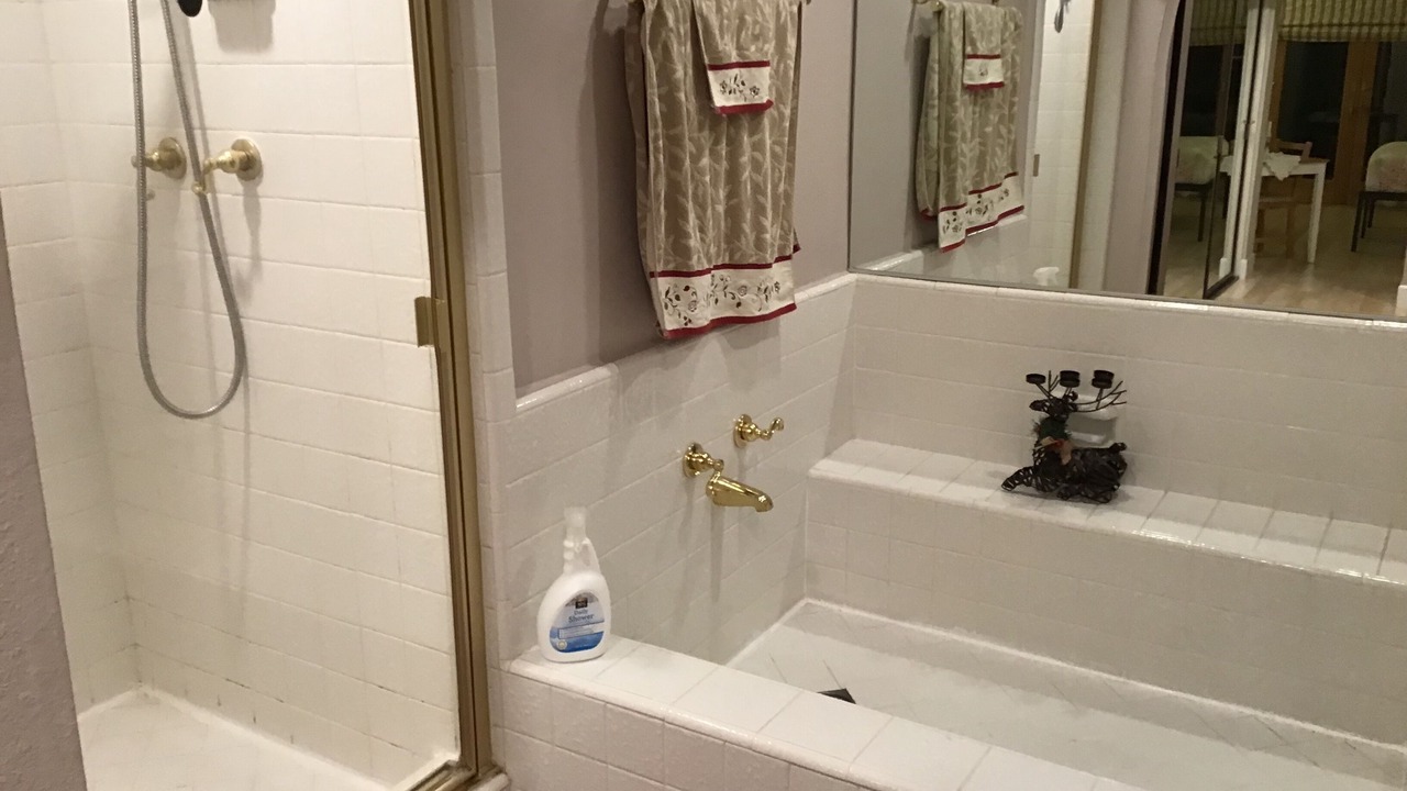 Photo of Bathroom in Turtle Rock