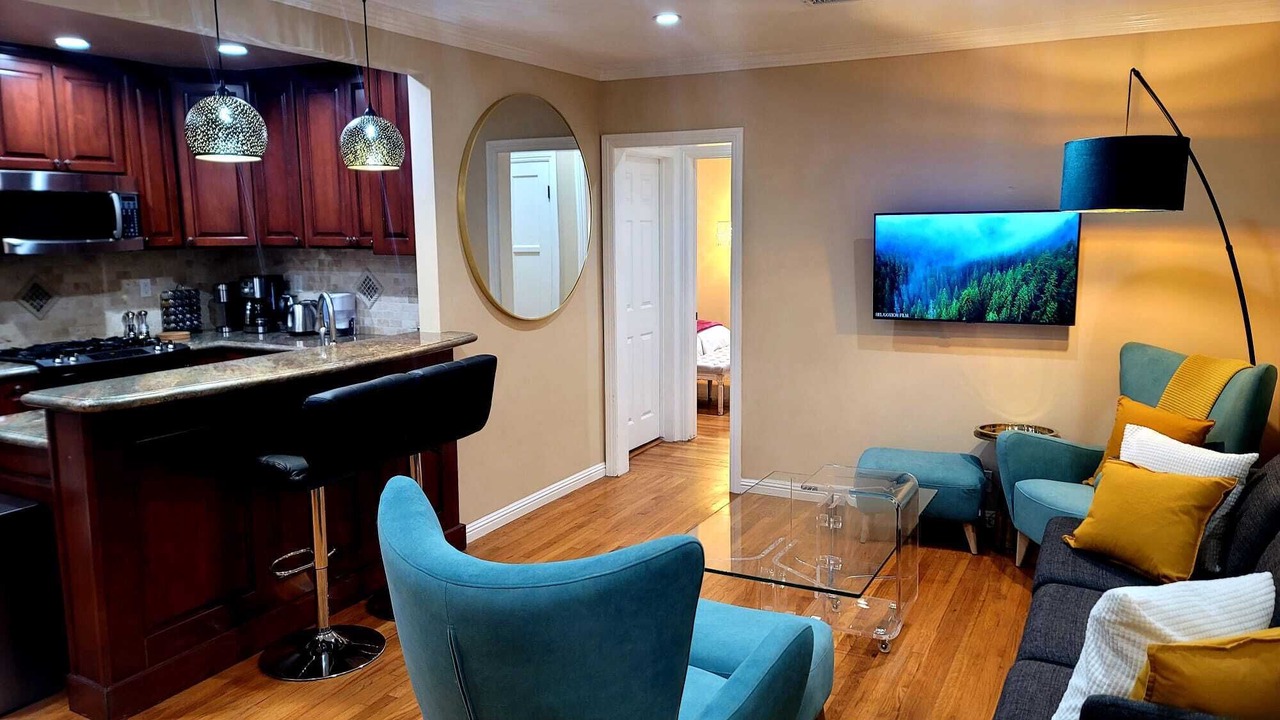 Photo of Livingroom in North Redondo