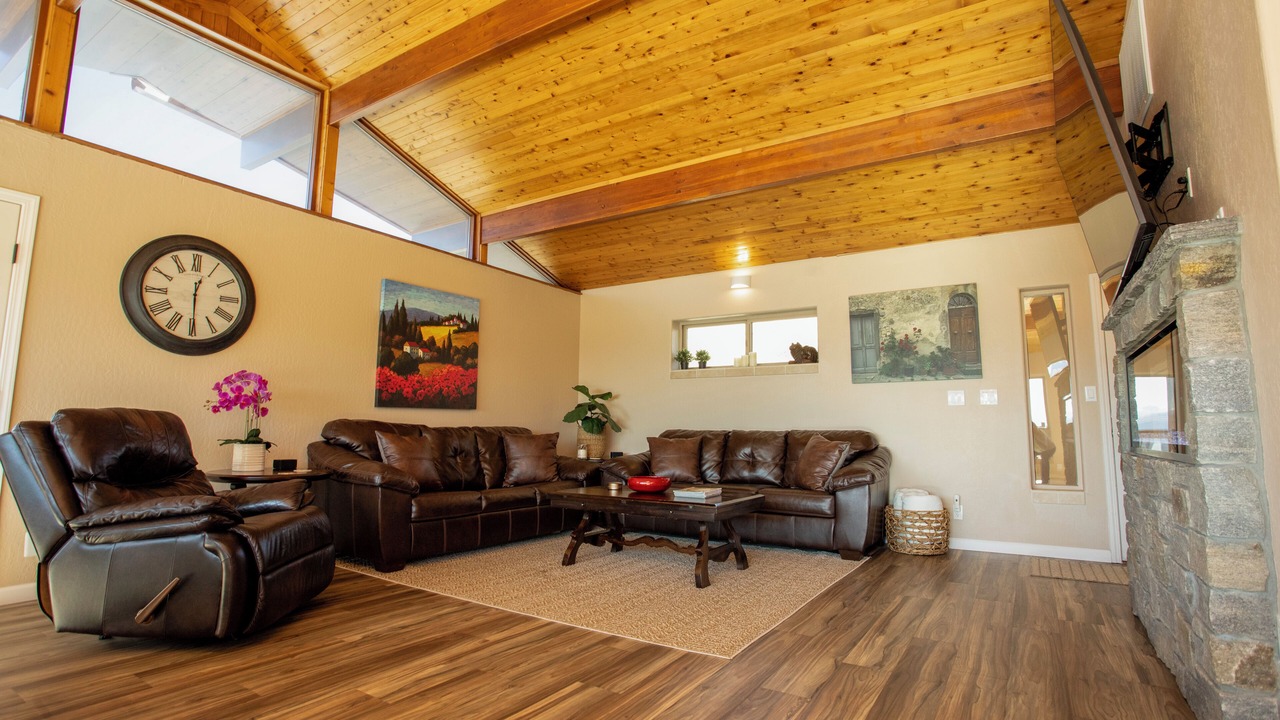 Photo of Livingroom in Carson City
