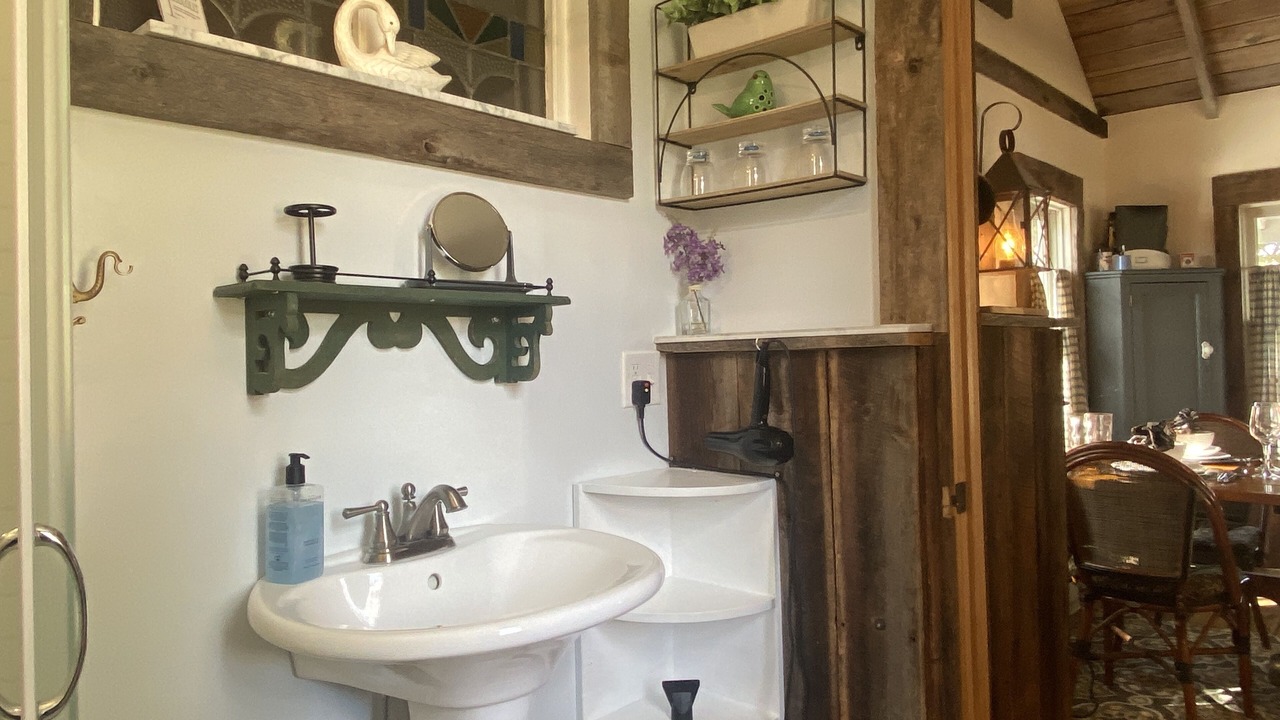 Photo of Bathroom in Germantown
