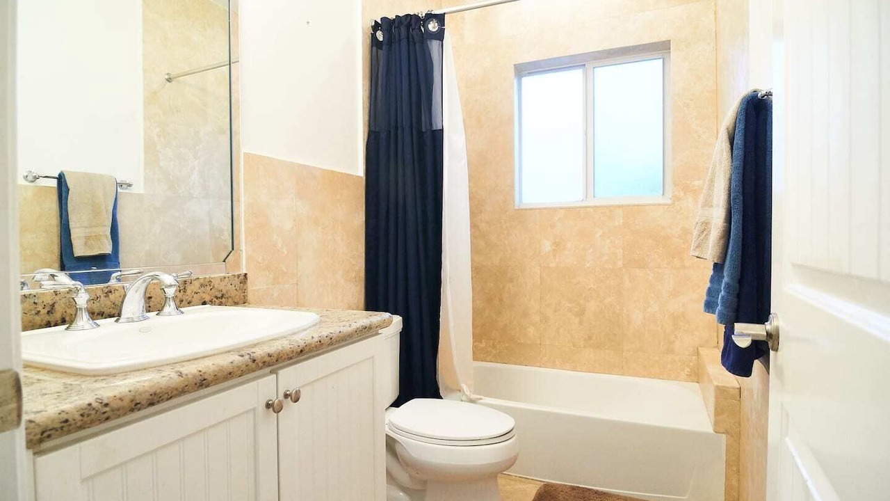 Photo of Bathroom in Alice Town