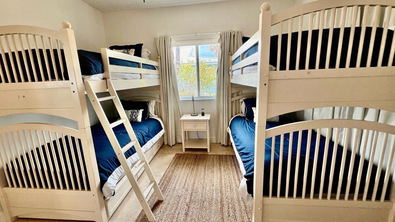 Photo of Bedroom in Alice Town