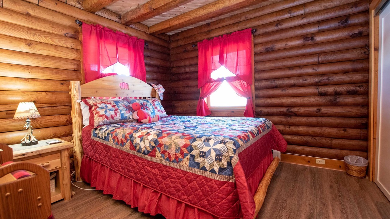 Photo of Bedroom in Seneca Falls
