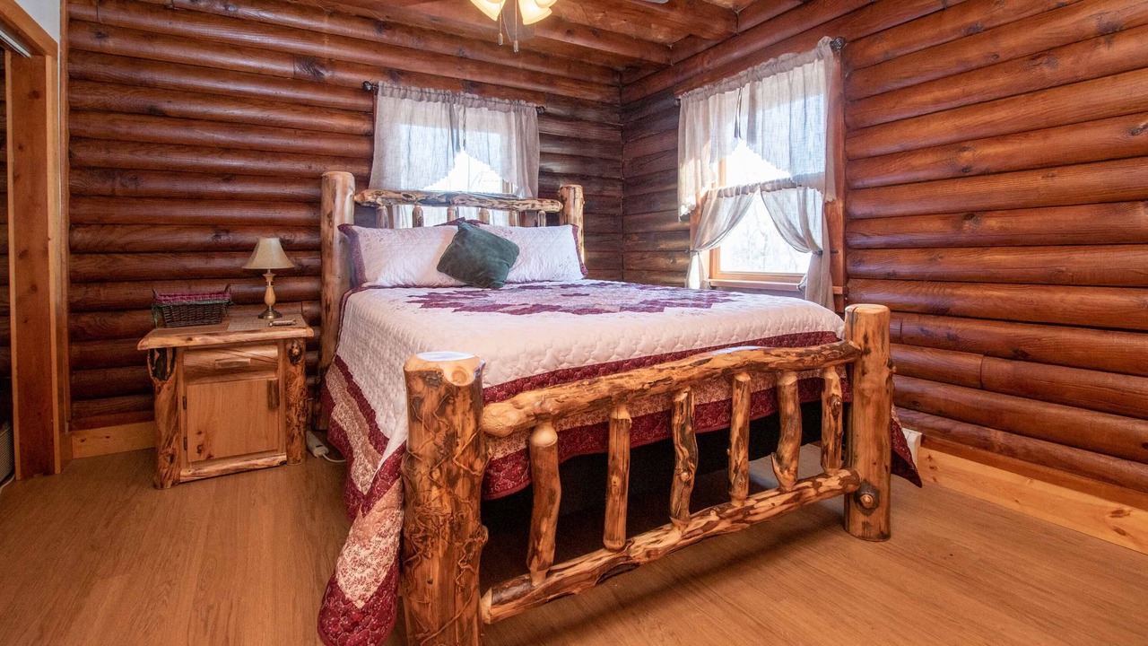 Photo of Bedroom in Seneca Falls