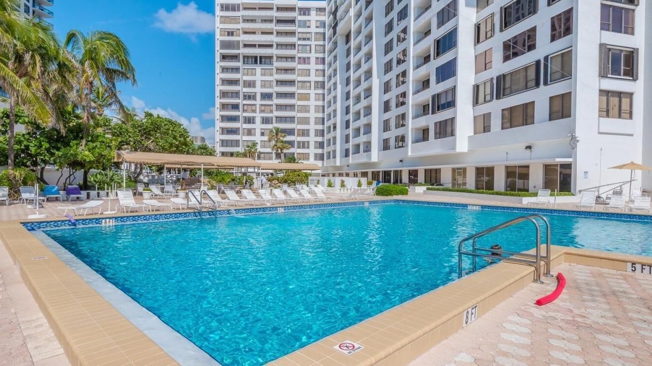 Photo of Outdoor in Hollywood South Central Beach