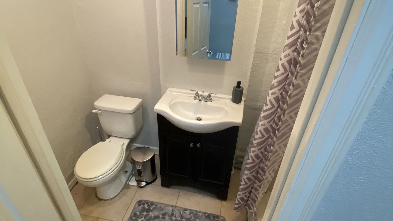 Photo of Bathroom in Los Angeles