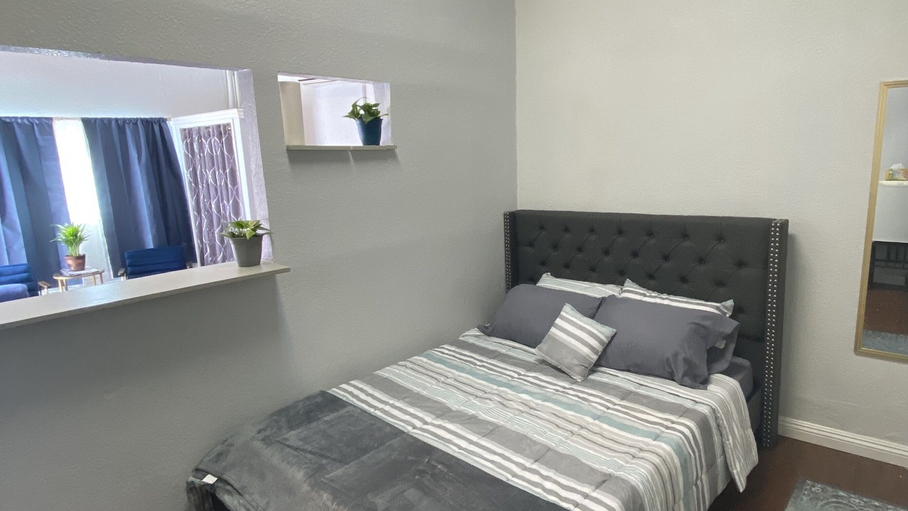 Photo of Bedroom in Los Angeles